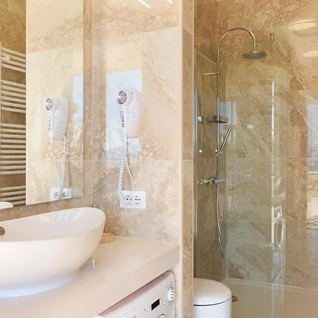 Aurum Apartment Baveno